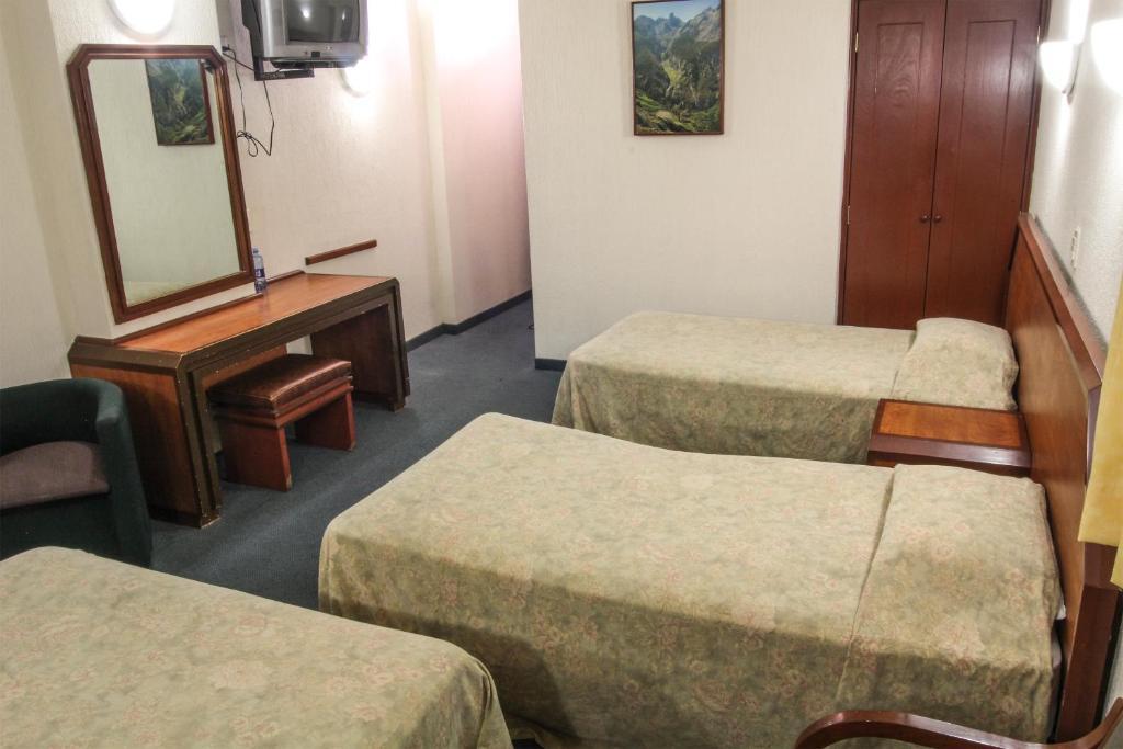 Hotel Antillas Mexiko-Stadt Zimmer foto